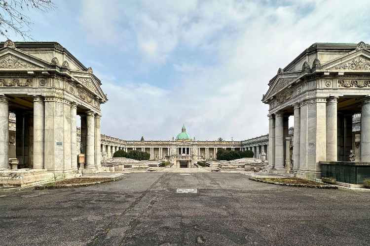 thumbs/Cimiteri_SM/Cimitero-della-Certosa_Bologna_foto-Andrea-Scardova_01-med.jpg