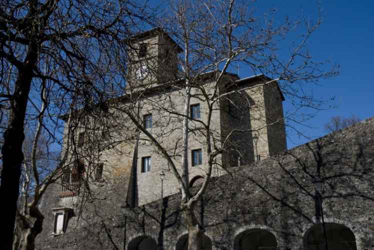 thumbs//castelli/PR/Castello_di_corniglio_daniela1946-comuni-italiani-med.jpg