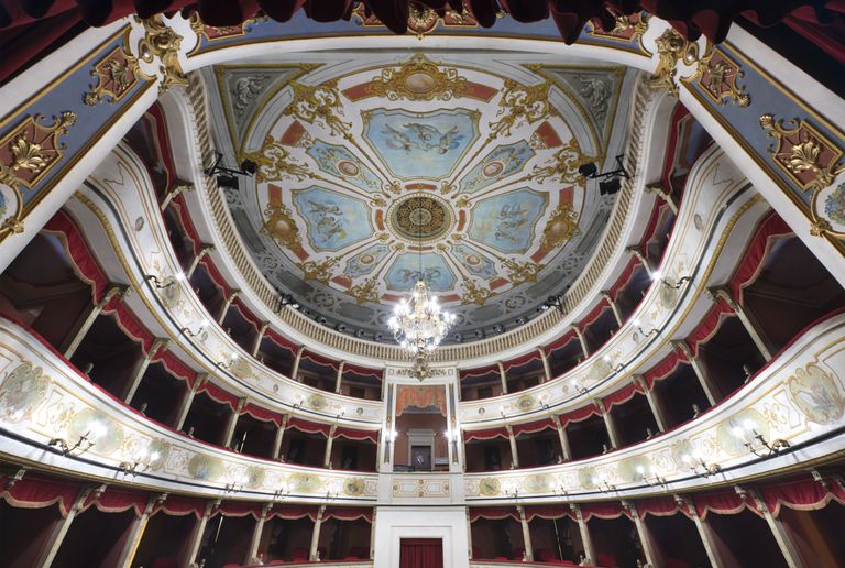 Novellara,Teatro della Rocca "Franco Tagliavini", panoramica della sala teatrale (foto Andrea Scardova, IBC) 2017