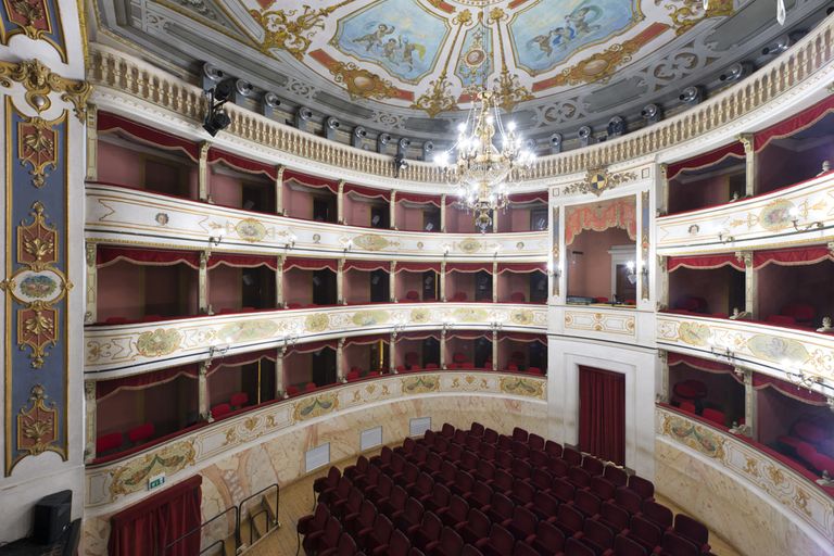 Novellara,Teatro della Rocca "Franco Tagliavini", la sala teatrale (foto Andrea Scardova, IBC) 2017
