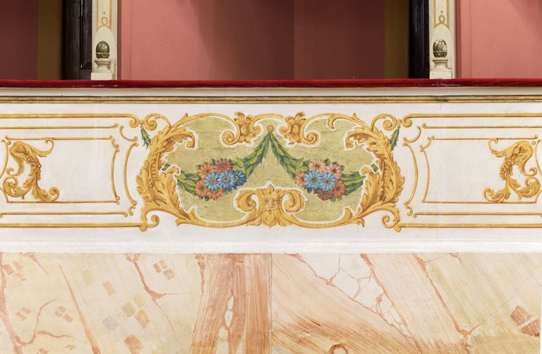 Novellara,Teatro della Rocca "Franco Tagliavini", particolare della fascia decorata del primo ordine di palchi (foto Andrea Scardova, IBC) 2017