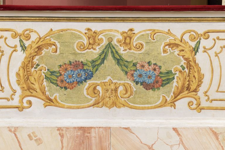 Novellara,Teatro della Rocca "Franco Tagliavini", particolare della fascia decorata del primo ordine di palchi (foto Andrea Scardova, IBC) 2017