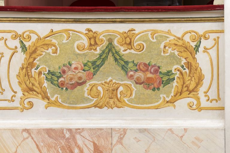 Novellara,Teatro della Rocca "Franco Tagliavini", particolare della fascia decorata del primo ordine di palchi (foto Andrea Scardova, IBC) 2017