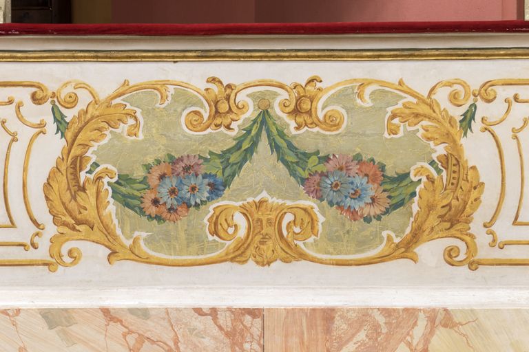 Novellara,Teatro della Rocca "Franco Tagliavini", particolare della fascia decorata del primo ordine di palchi (foto Andrea Scardova, IBC) 2017