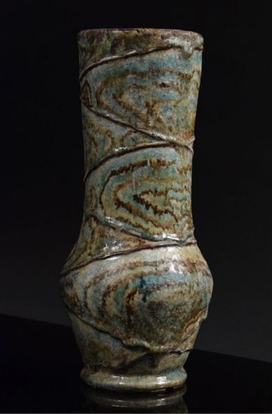 Vaso%20con%20motivi%20decorativi%20marmorizzati%201481_risultato-med